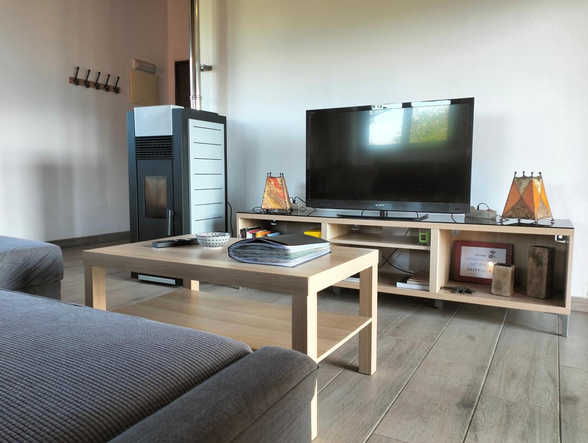 La Casa De Nuria Guest House Onís Екстериор снимка