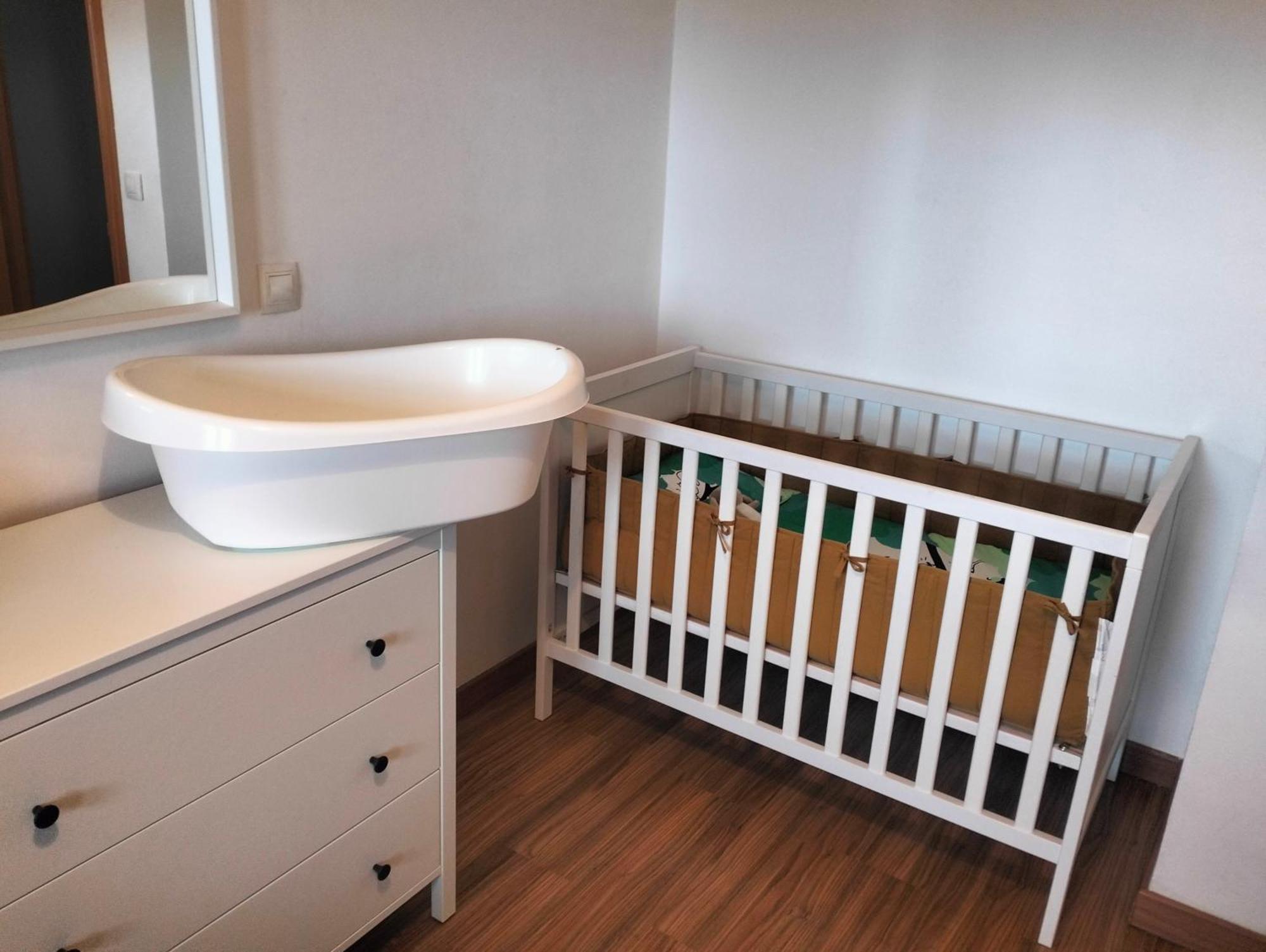 La Casa De Nuria Guest House Onís Екстериор снимка